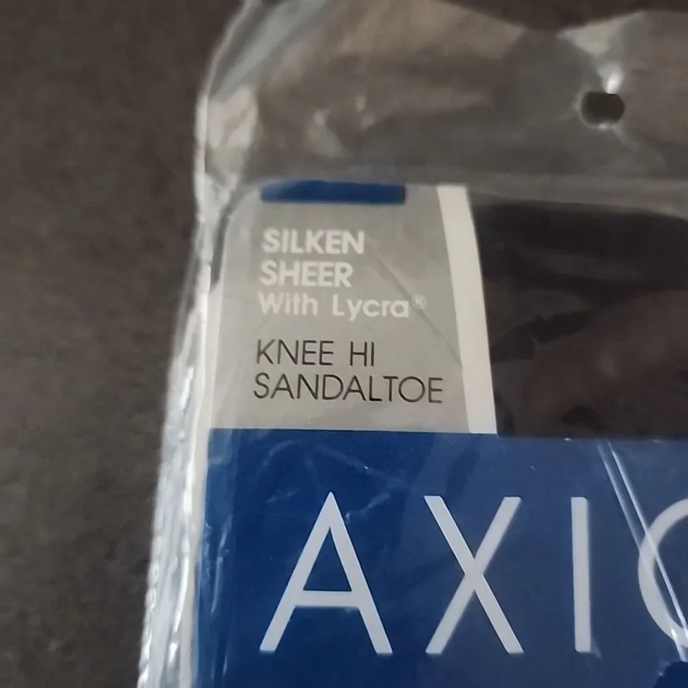 Vintage 1980s Axiom Silken Sheer Lycra Knee Hi Sandle Toe Winter Bark